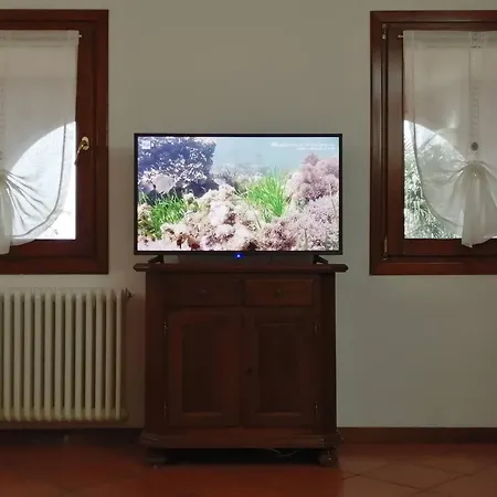 Comfortable House - Garden And Parking
